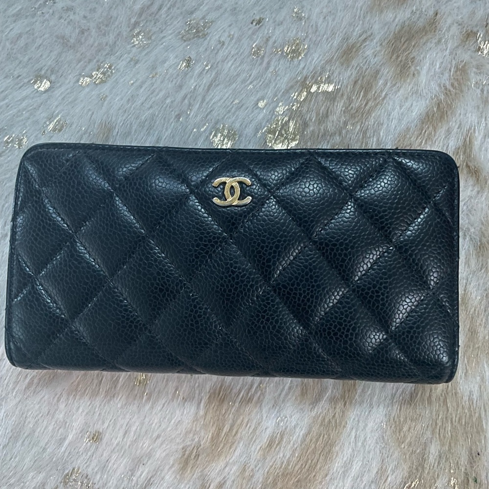 Chanel Yen Wallet